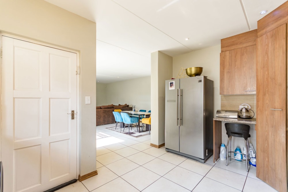 Townhouse for sale in Honeydew Manor - RAN1712861