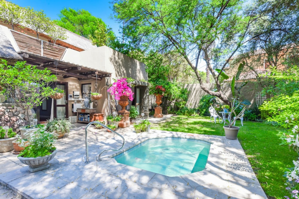 Townhouse for sale in Douglasdale - FW1716047 Townhouse for sale in Douglasdale - FW1716047