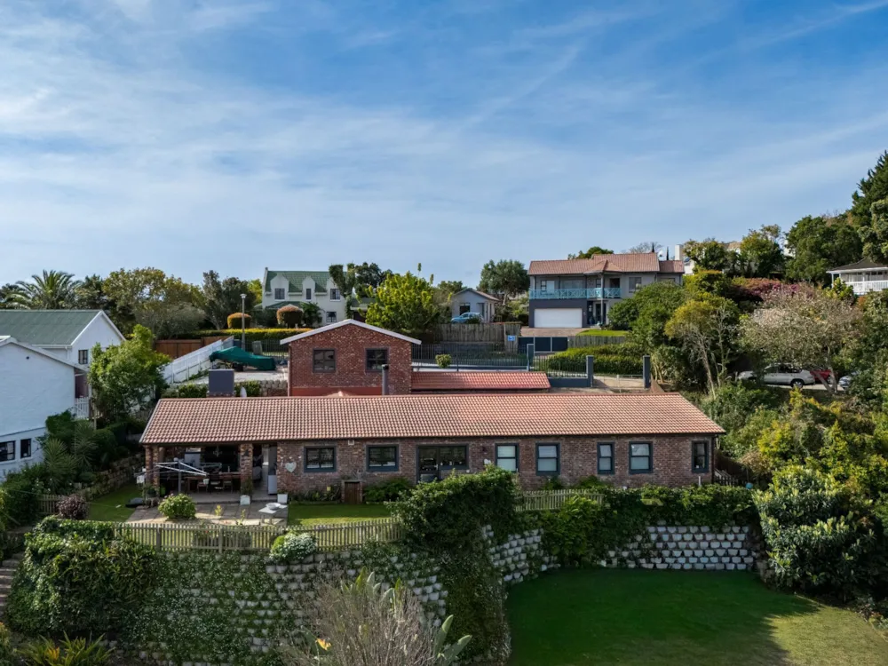House sold in Knysna Heights - 1KG1715303 House sold in Knysna Heights - 1KG1715303