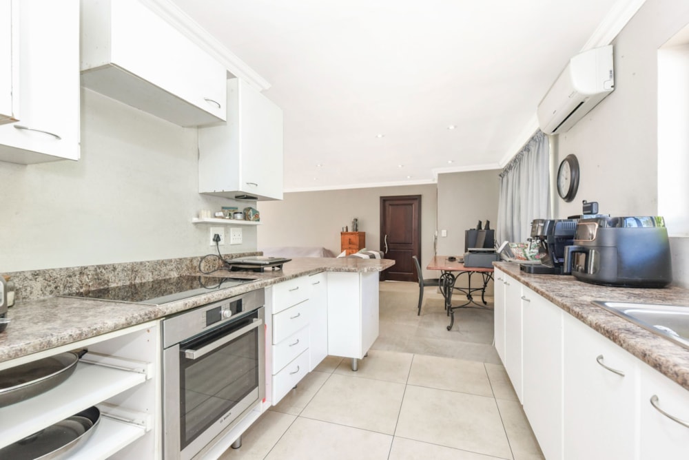 Single-storey house for sale in Fourways Area - FW1715220 Single-storey house for sale in Fourways Area - FW1715220