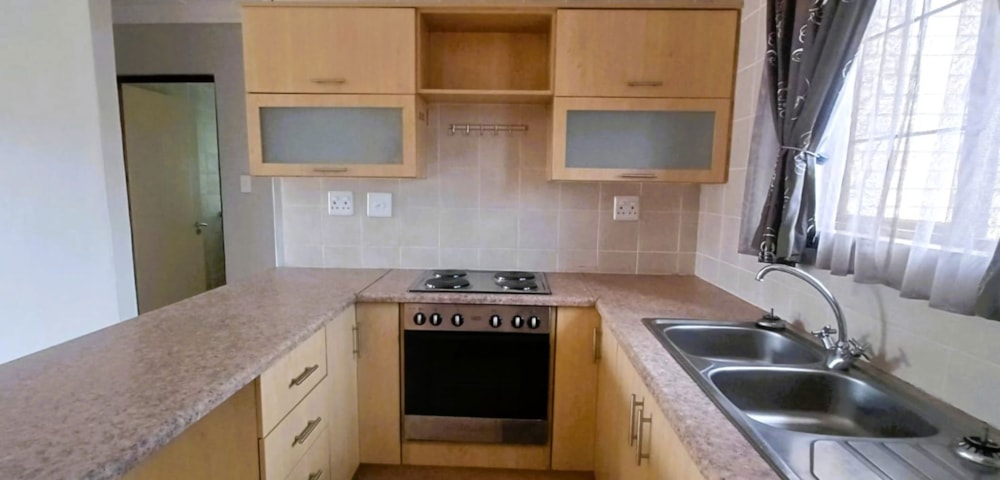 Townhouse for sale in Wilgehof - 1BX1716153