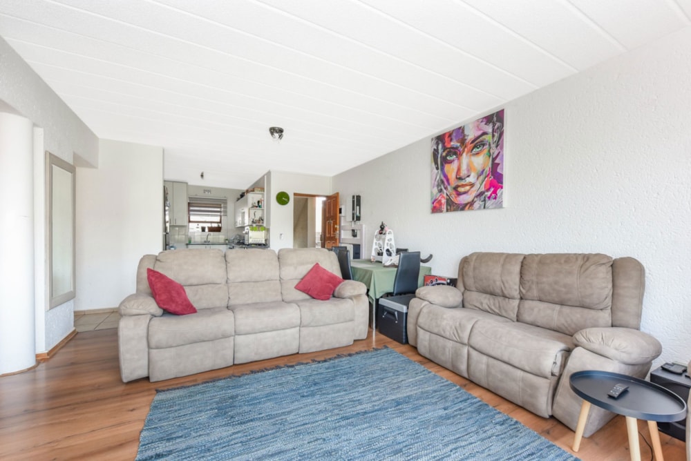 Apartment for sale in Morningside, Sandton - HP1715718 Apartment for sale in Morningside, Sandton - HP1715718