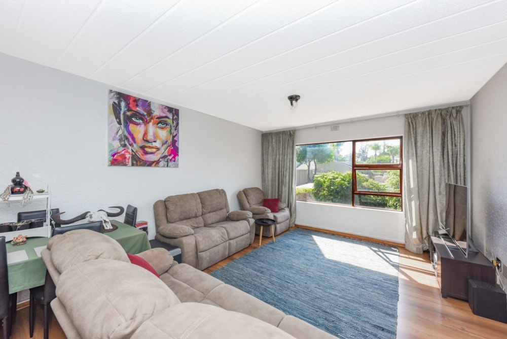 Apartment for sale in Morningside, Sandton - HP1715718 Apartment for sale in Morningside, Sandton - HP1715718