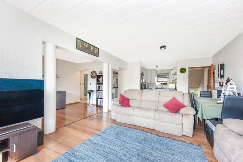 Apartment for sale in Morningside, Sandton - HP1715718 Apartment for sale in Morningside, Sandton - HP1715718