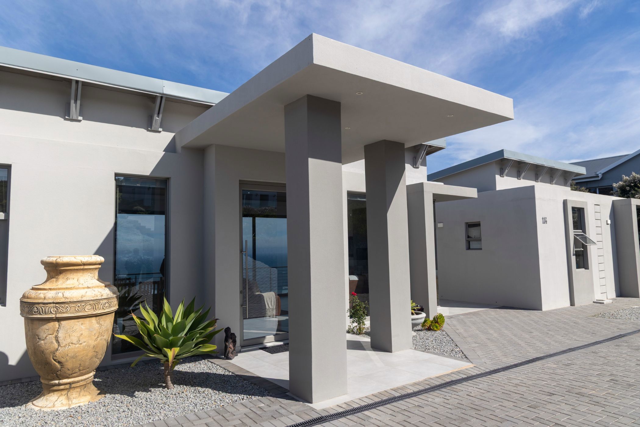 House for sale in Pinnacle Point Golf Estate - 1MB1713902