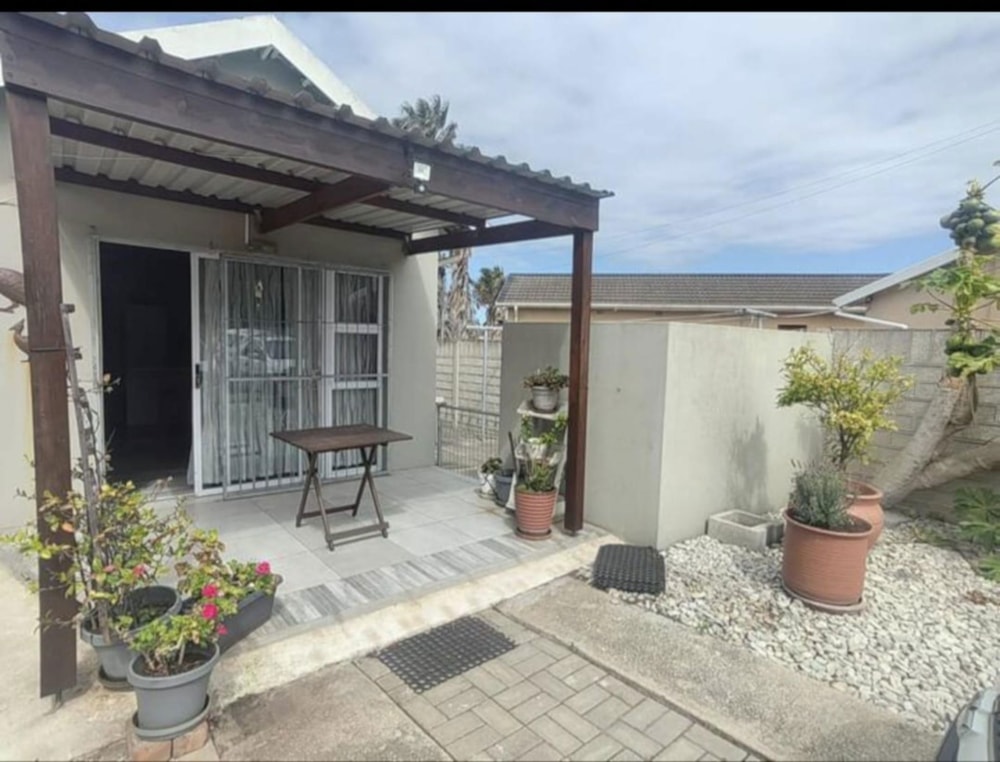 House let in Bluewater Bay, Port Elizabeth, Gqeberha - 1PLZ1714691 House let in Bluewater Bay, Port Elizabeth, Gqeberha - 1PLZ1714691