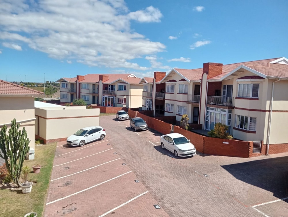Apartment for sale in Bluewater Bay, Port Elizabeth, Gqeberha - 1PLZ1608084 Apartment for sale in Bluewater Bay, Port Elizabeth, Gqeberha - 1PLZ1608084