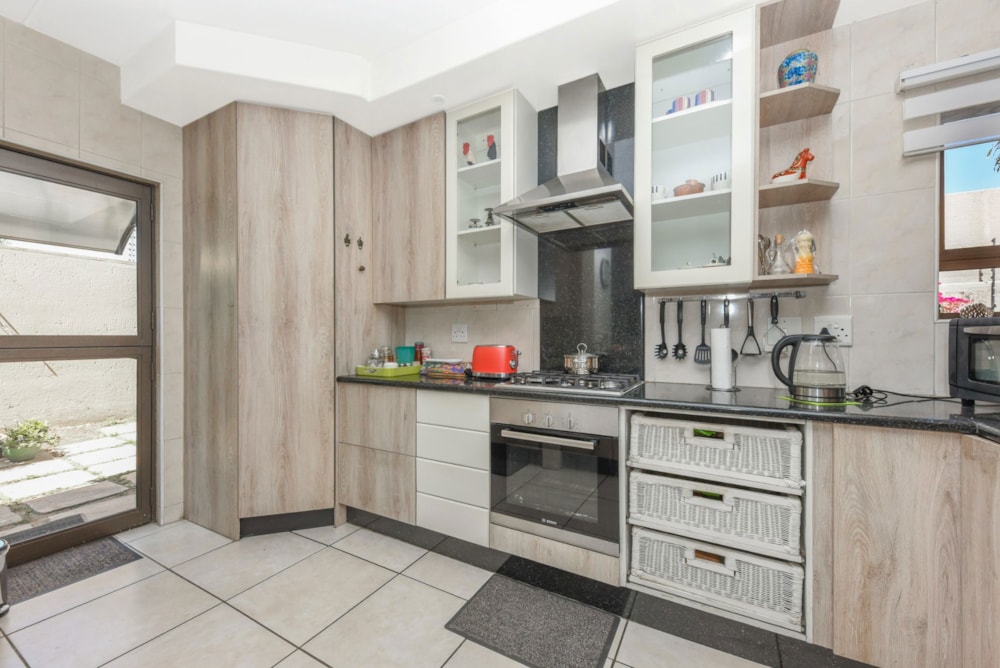 Double-storey cluster for sale in Beverley - FW1715098