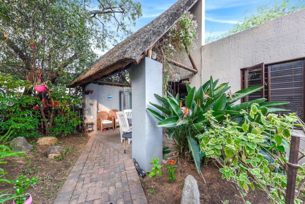 Apartment for sale in Jukskei Park - FW1702813