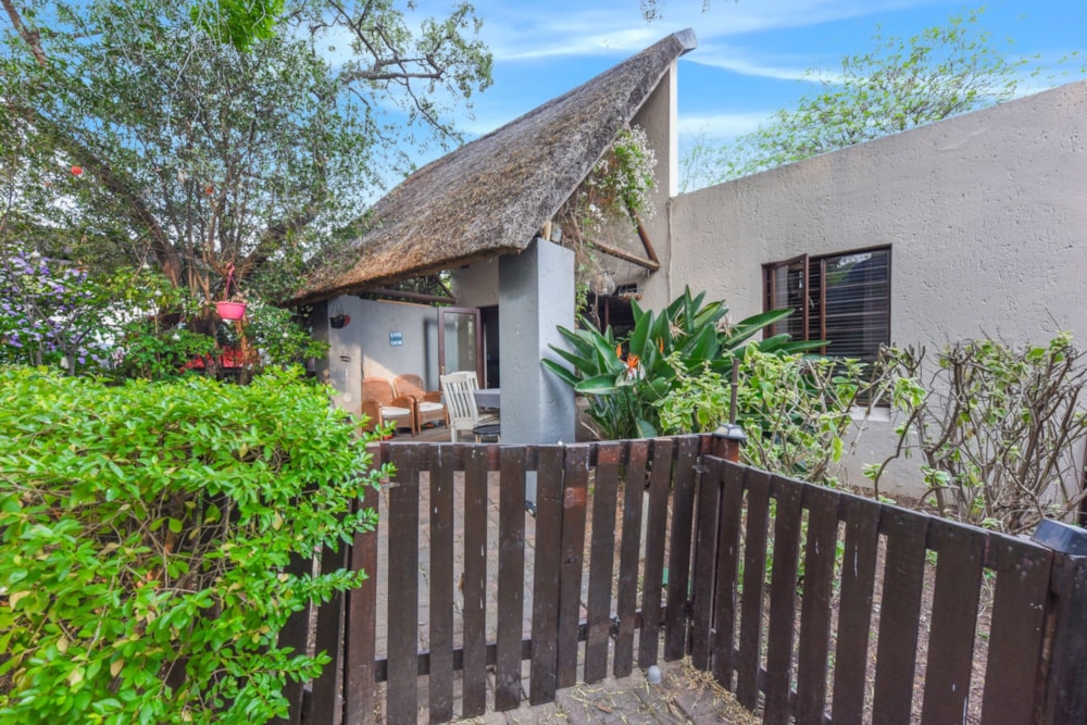 Apartment for sale in Jukskei Park - FW1702813