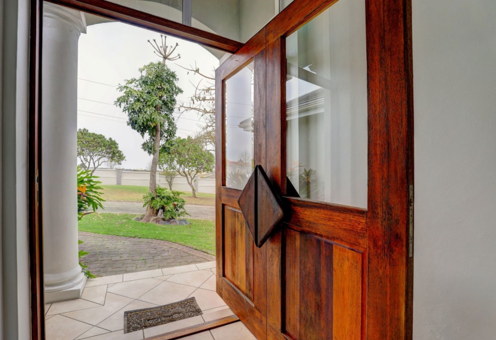 Single-storey house for sale in Kingswood Golf Estate - GEO1714048