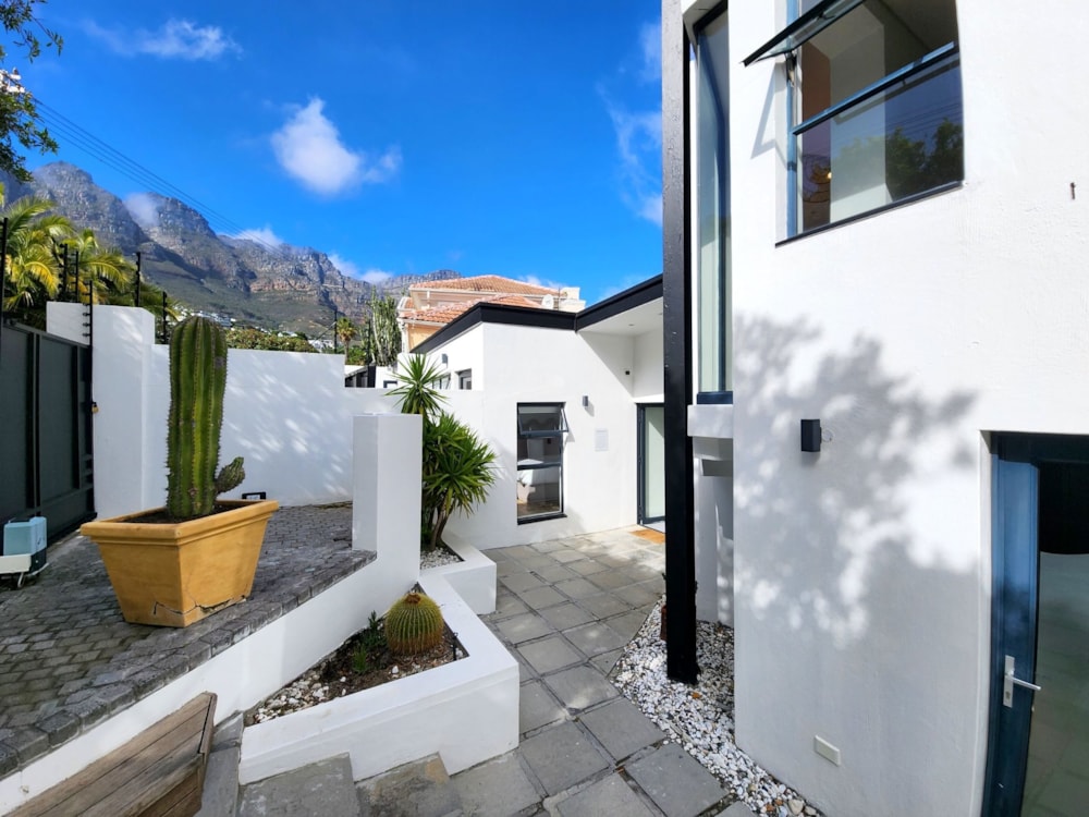 House for sale in Camps Bay - AS1715250 House for sale in Camps Bay - AS1715250