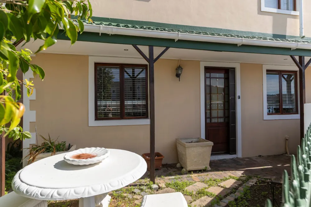 House sold in Heritage Park - SW1714541