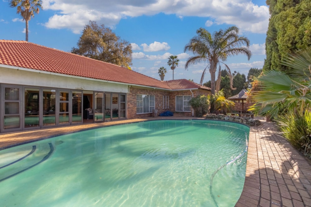 House for sale in Sunward Park - BOK1715196