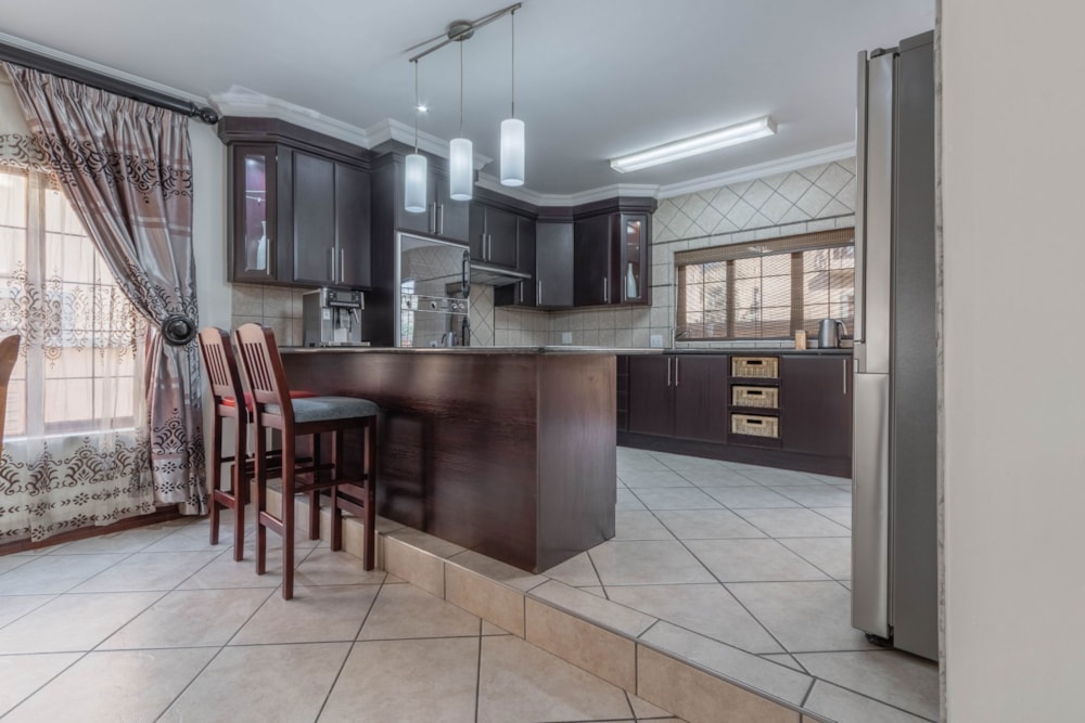 Double-storey cluster for sale in Hughes - BOK1713555