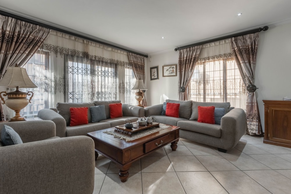 Double-storey cluster for sale in Hughes - BOK1713555 Double-storey cluster for sale in Hughes - BOK1713555