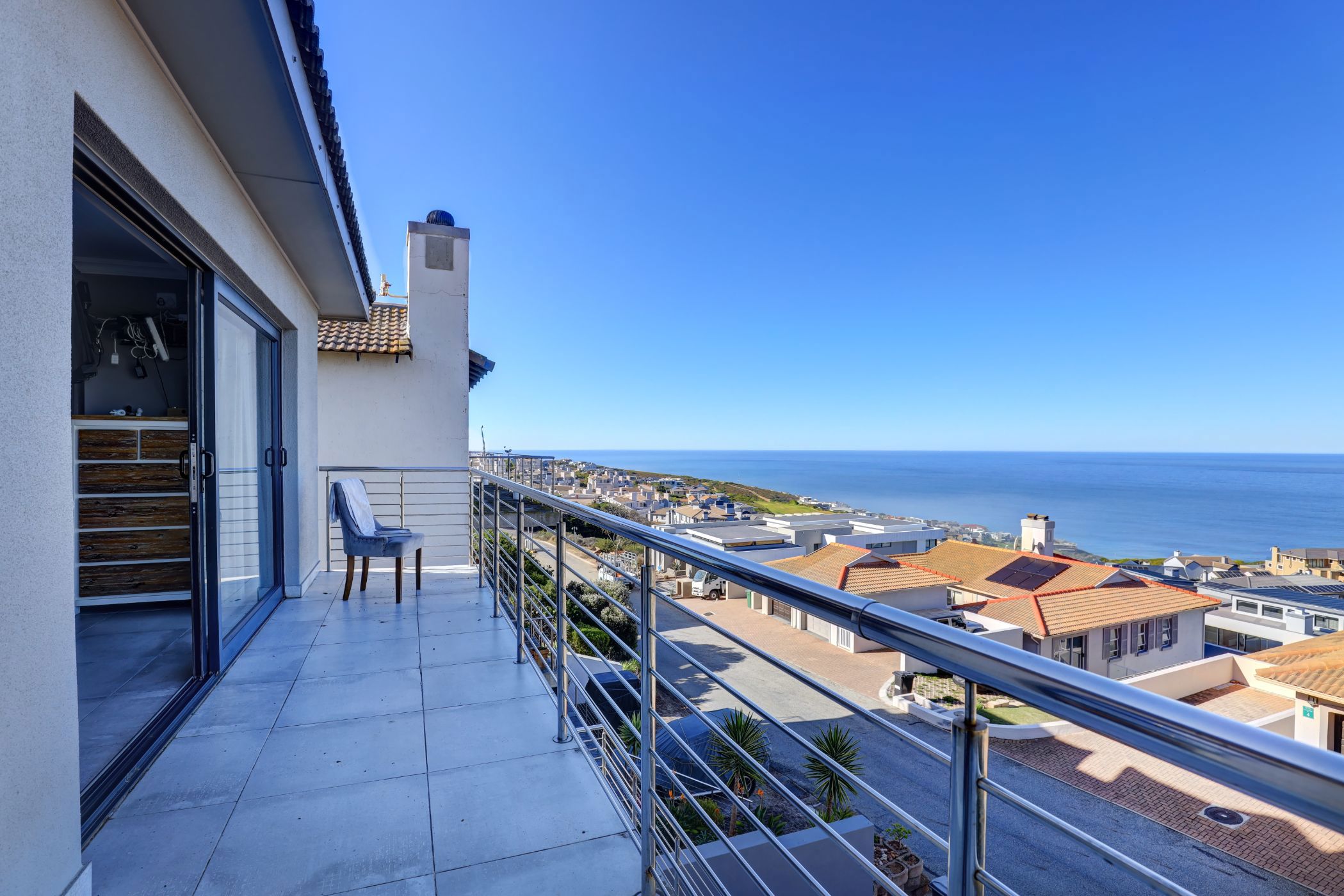 House for sale in Pinnacle Point Golf Estate - 1MB1445138