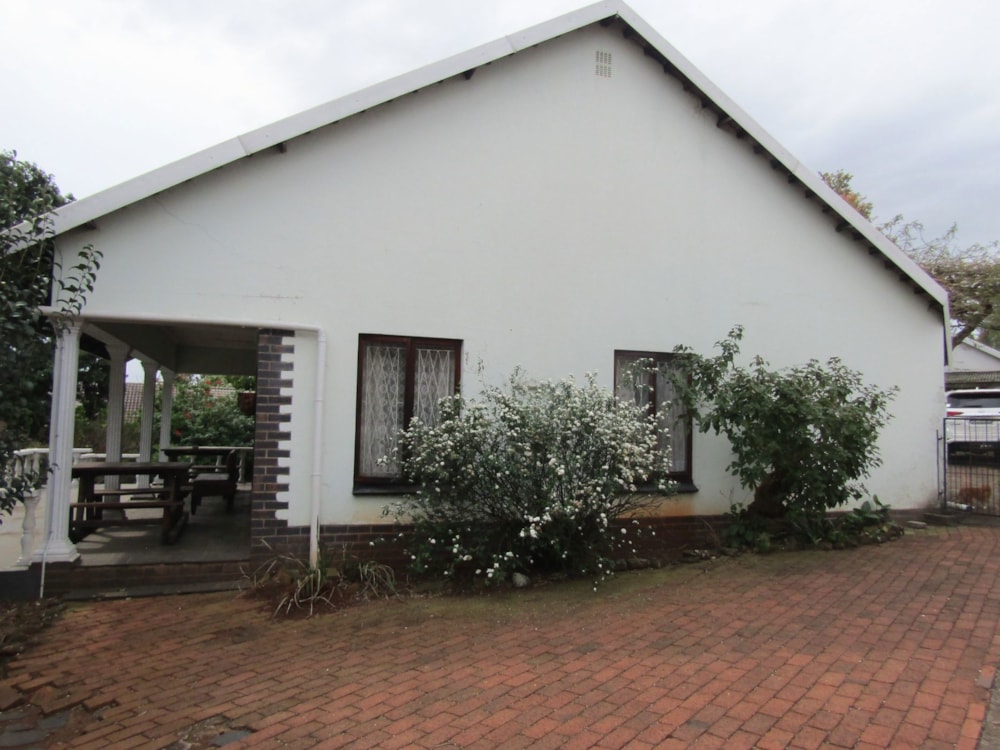 House for sale in Hayfields - 1PM1715842