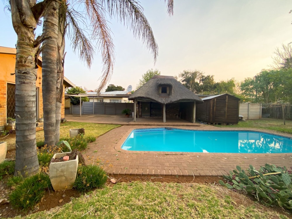 House for sale in Generaal de Wet - 1BX1715330 House for sale in Generaal de Wet - 1BX1715330