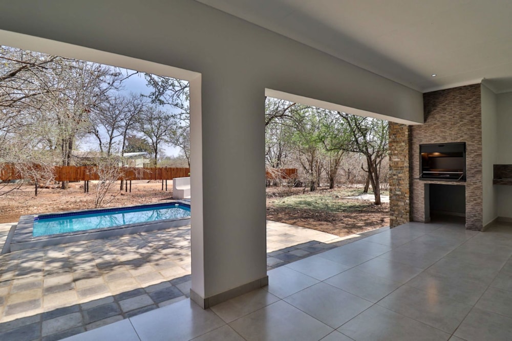 House for sale in Marloth Park - 1NK1715966 House for sale in Marloth Park - 1NK1715966