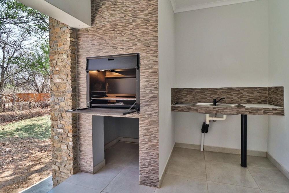 House for sale in Marloth Park - 1NK1715966 House for sale in Marloth Park - 1NK1715966