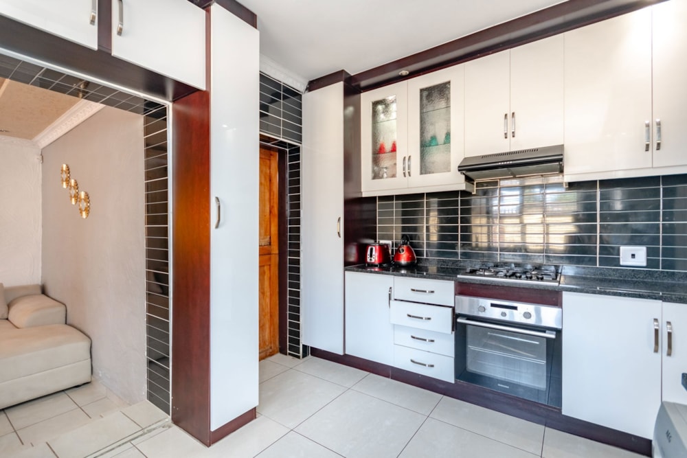 House for sale in Birch Acres - KTP1714259 House for sale in Birch Acres - KTP1714259