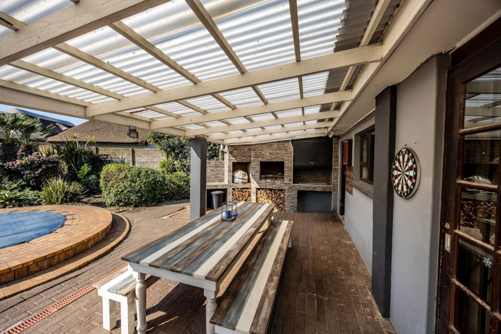 House for sale in Gonubie - 1EZ1713458