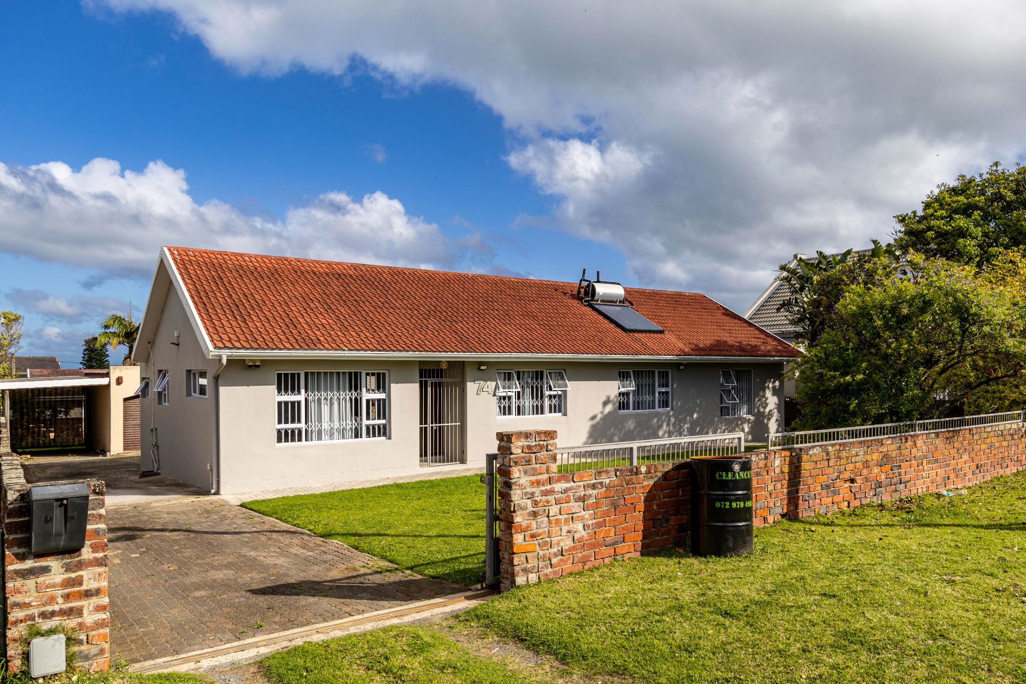 House for sale in Gonubie - 1EZ1715374