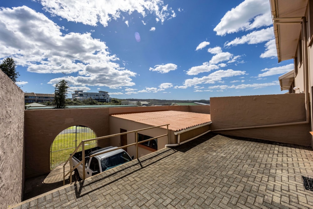 Townhouse for sale in Gonubie - 1EZ1715632