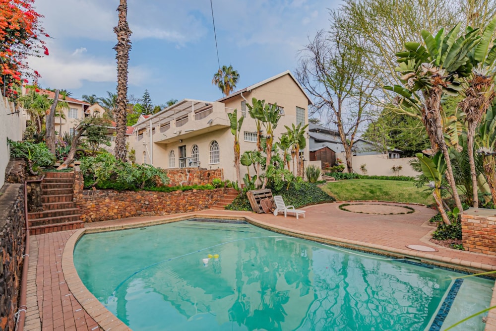 Double-storey house for sale in Waterkloof Ridge - PT1714566