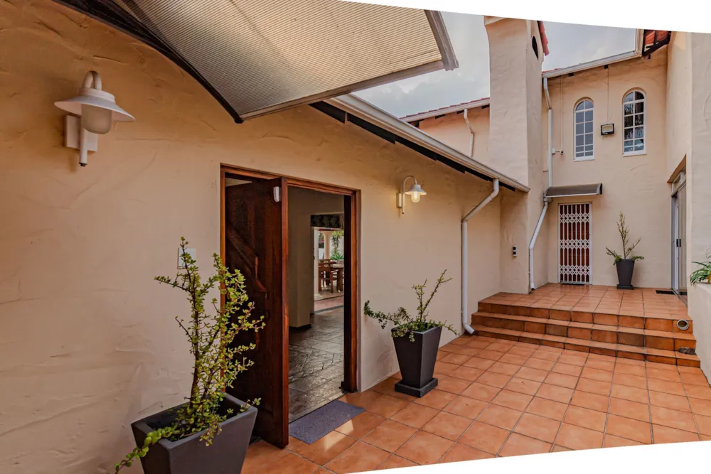 Double-storey house for sale in Waterkloof Ridge - PT1714566