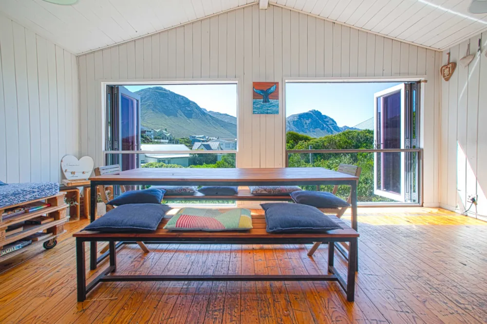 House sold in Bettys Bay - KN1716192 House sold in Bettys Bay - KN1716192