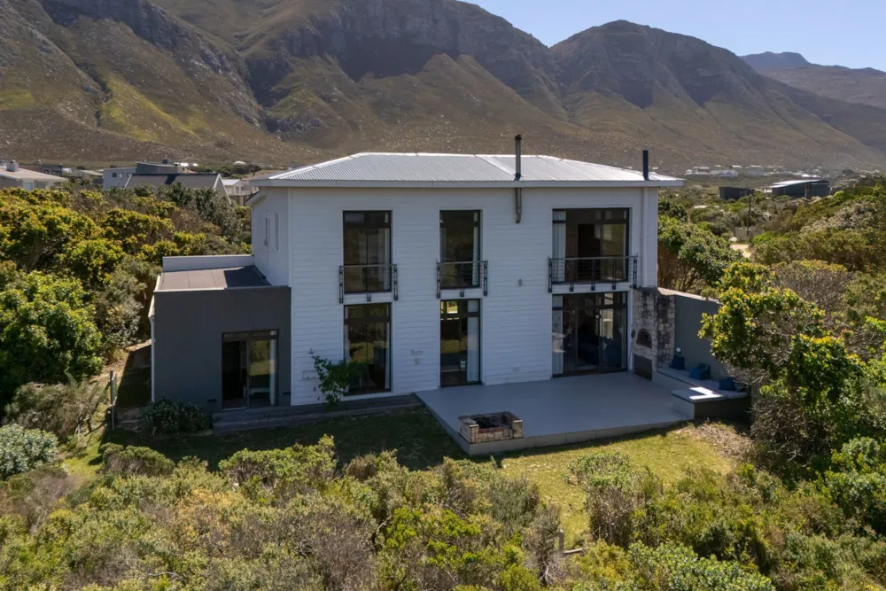House sold in Bettys Bay - KN1715663 House sold in Bettys Bay - KN1715663