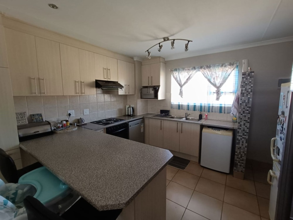 Townhouse for sale in Shellyvale - 1BX1715489