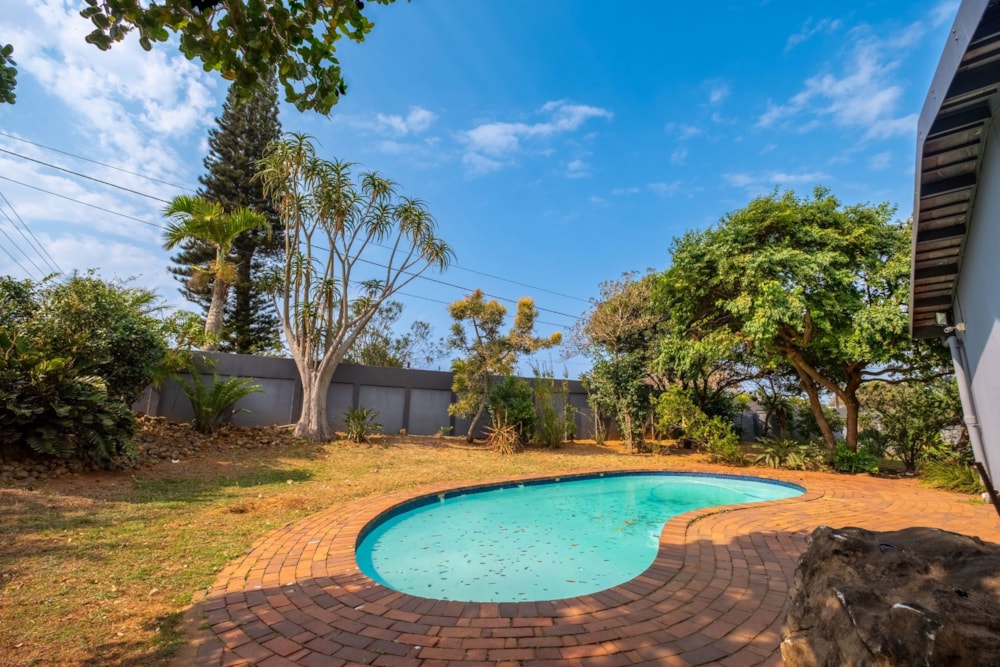 House for sale in Athlone Park - 1WB1713400 House for sale in Athlone Park - 1WB1713400