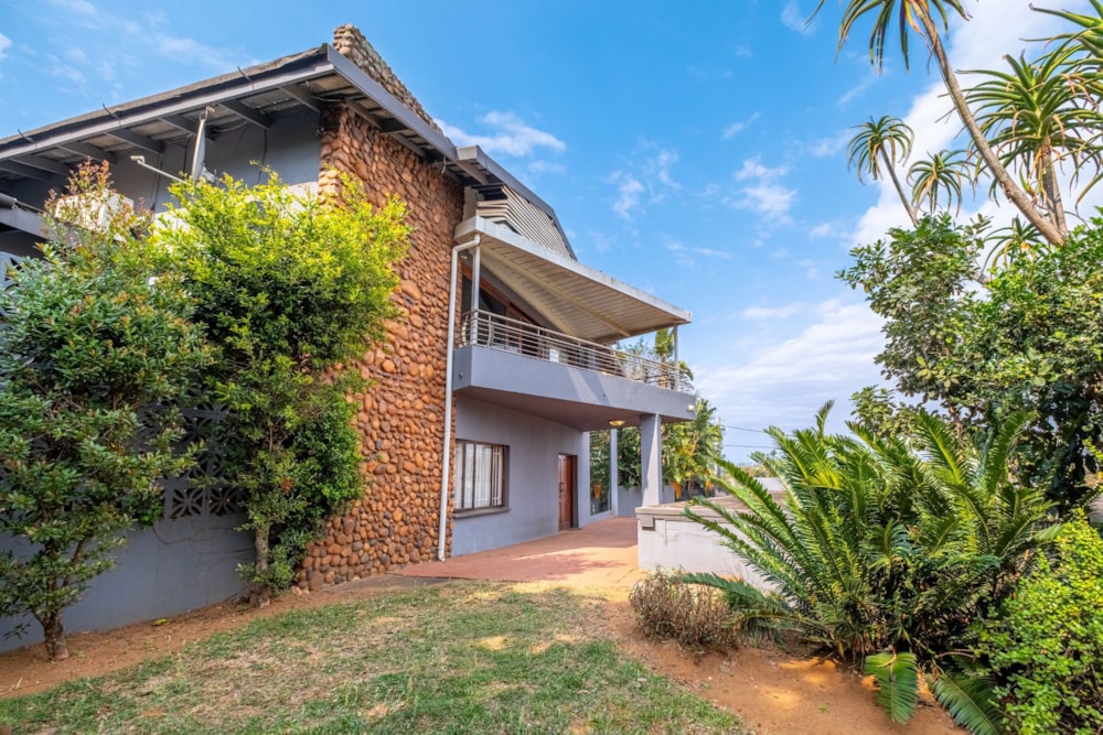 House for sale in Athlone Park - 1WB1713400