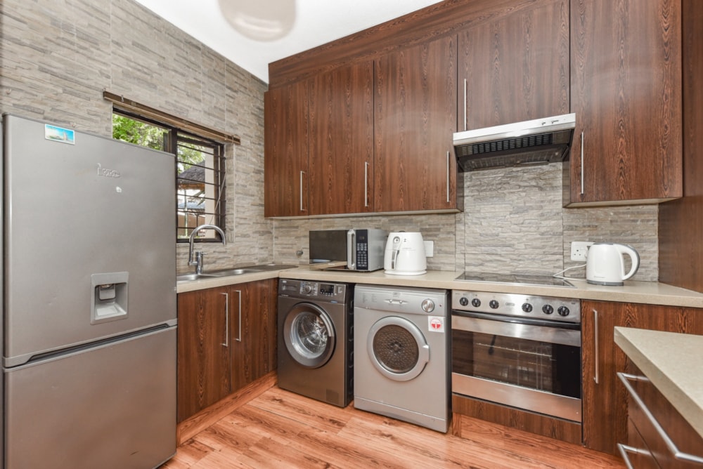 Townhouse for sale in Douglasdale - FW1715341 Townhouse for sale in Douglasdale - FW1715341