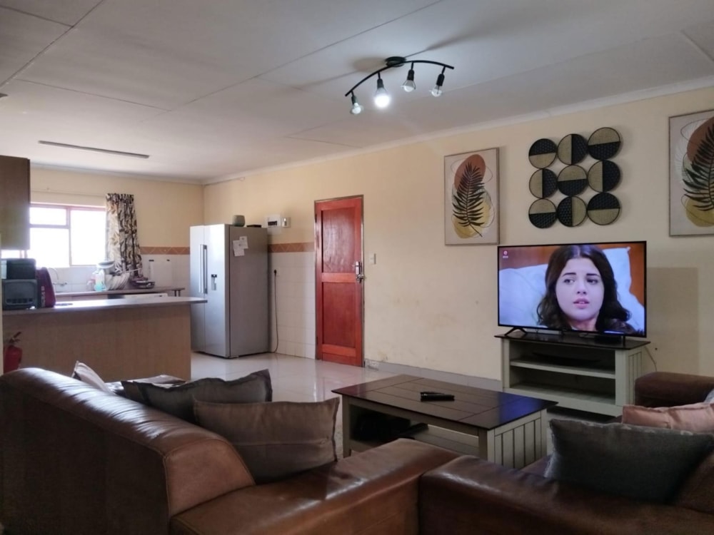 Townhouse for sale in Bendor Park - 1PS1714370 Townhouse for sale in Bendor Park - 1PS1714370