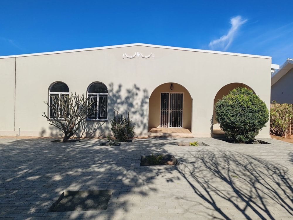 House for sale in Wesbank, Oudtshoorn - 1OU1686109 House for sale in Wesbank, Oudtshoorn - 1OU1686109