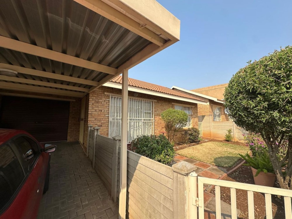 Townhouse let in Fleurdal - 1BX1714187 Townhouse let in Fleurdal - 1BX1714187
