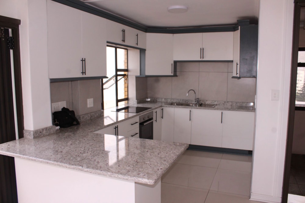 Apartment for sale in Amanzimtoti - 1WB1713518 Apartment for sale in Amanzimtoti - 1WB1713518