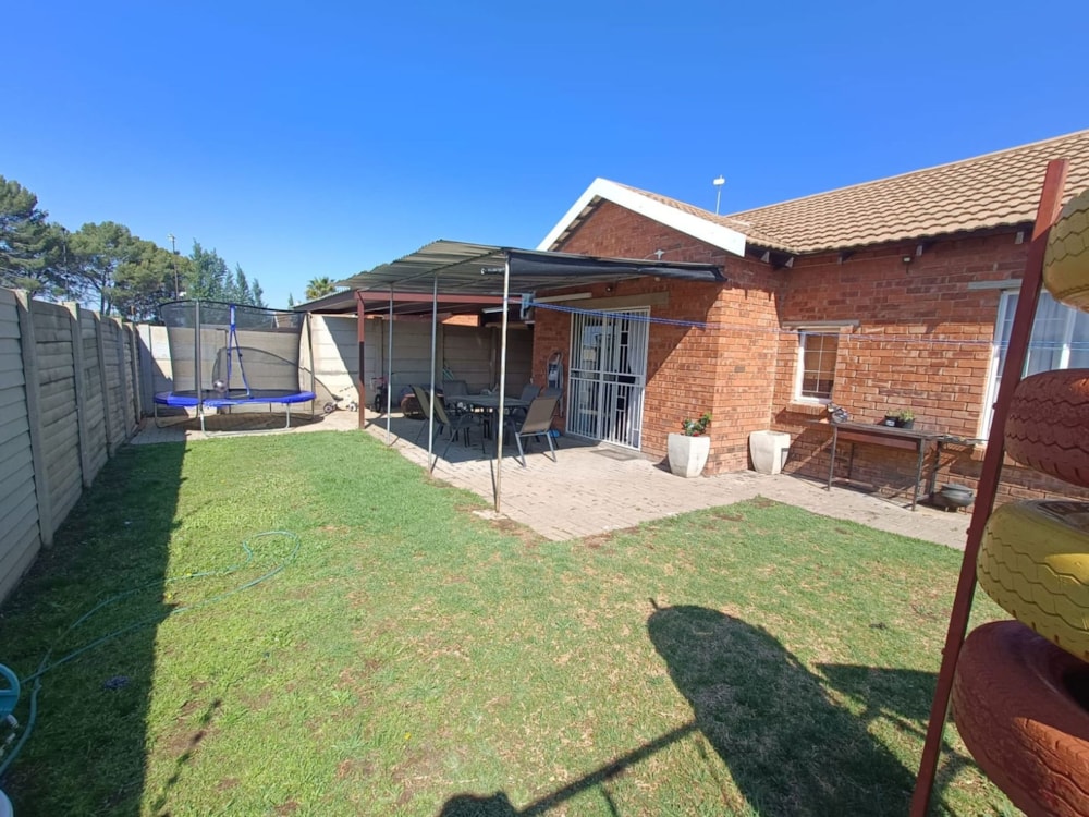 Townhouse for sale in Noordhoek, Bloemfontein - 1BX1715794