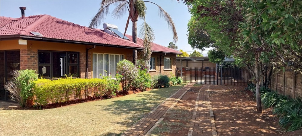 House for sale in Lydenburg (Mashishing) - 1LY1715934