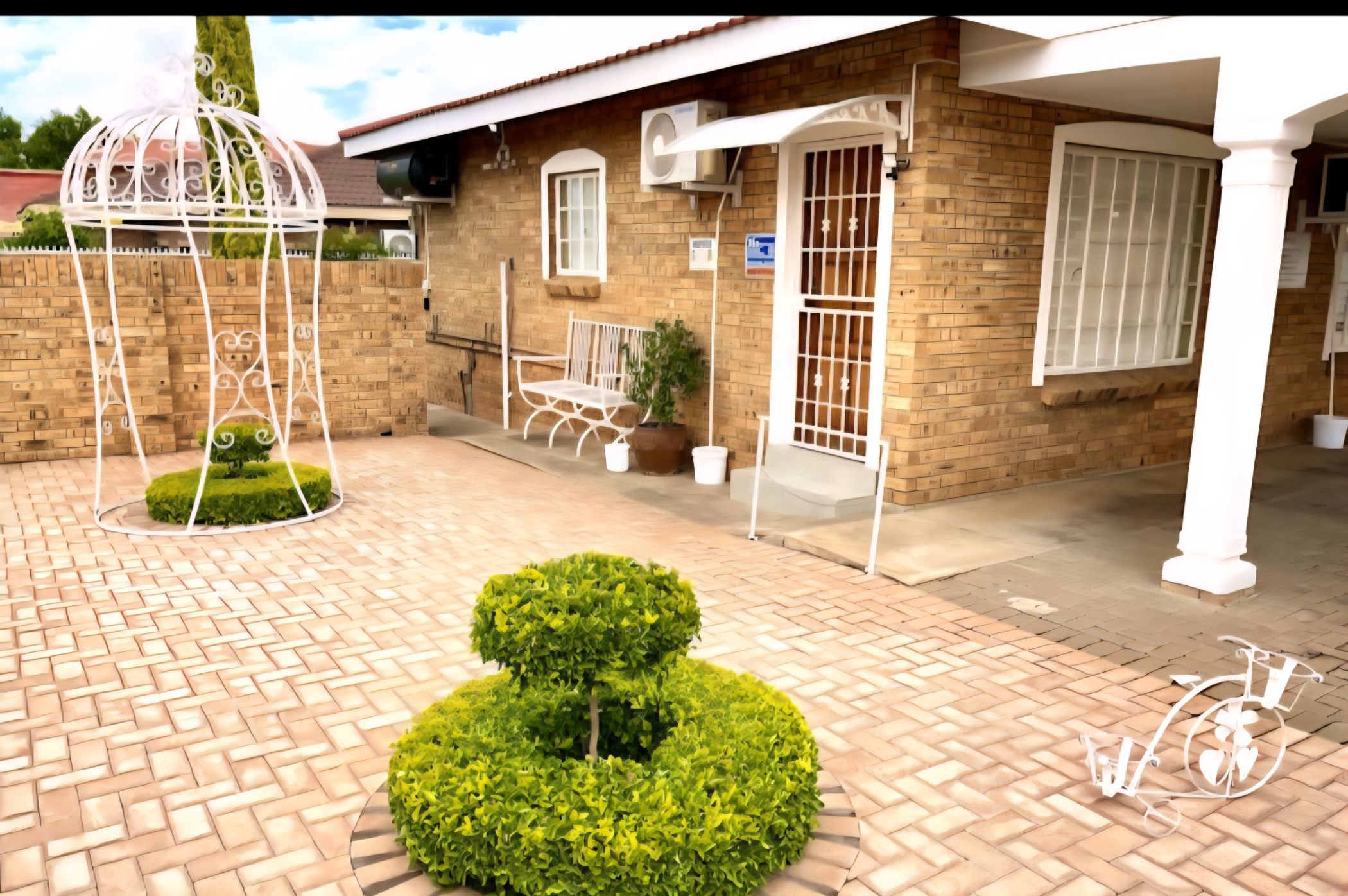 House for sale in Hillcrest, Kimberley - 1KJ1713980