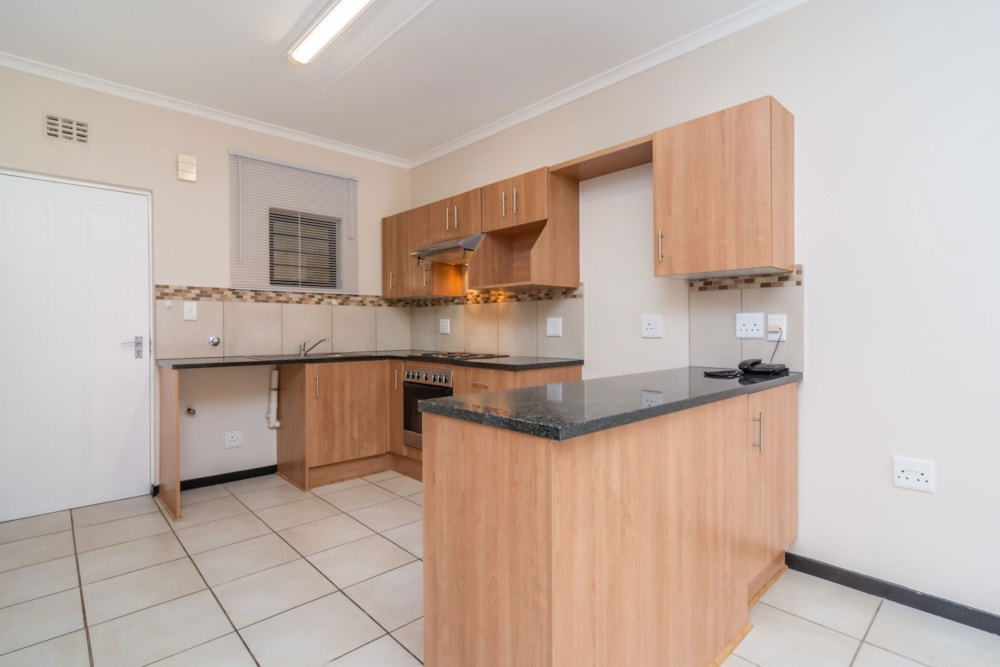 Retirement apartment to rent in Featherbrooke Hills Retirement Village - 1KR1753070