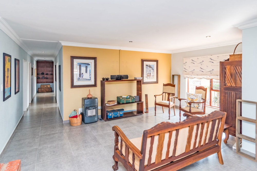 House for sale in Chancliff Ridge - 1KR1714811