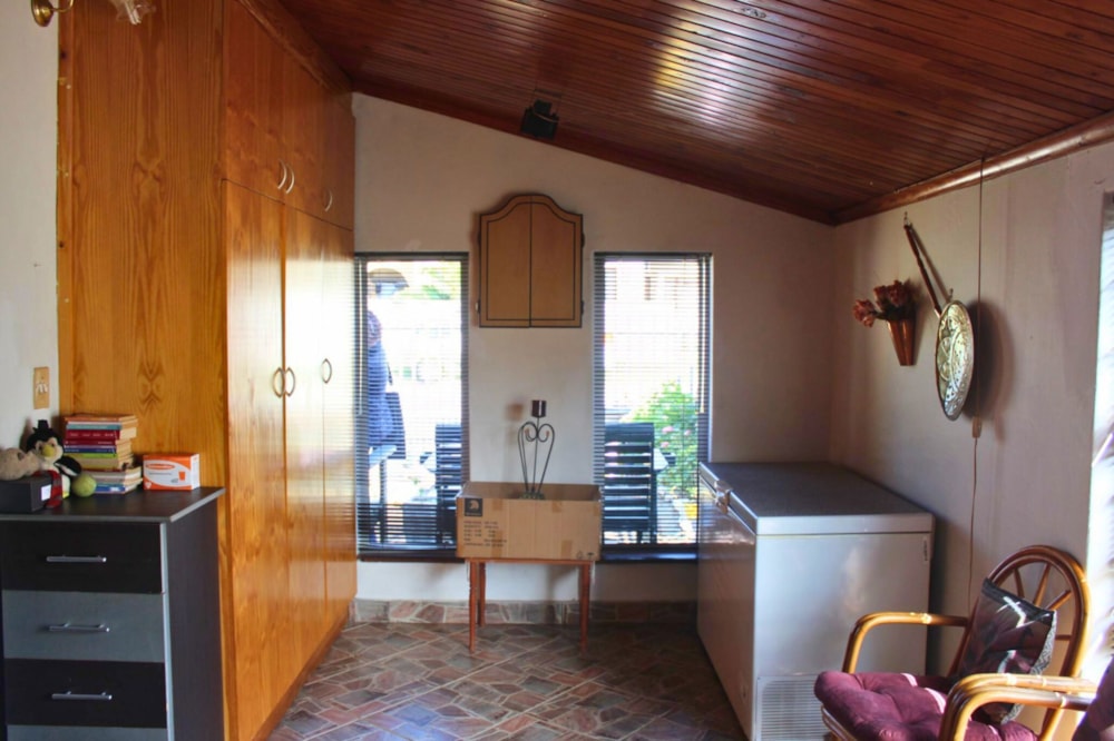 House for sale in Manor Heights - 1UK1708550