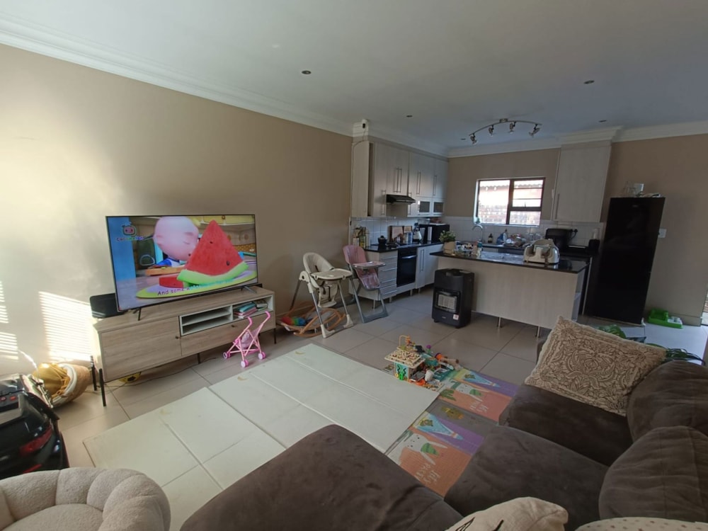 Townhouse for sale in Groenvlei, Bloemfontein - 1BX1716067