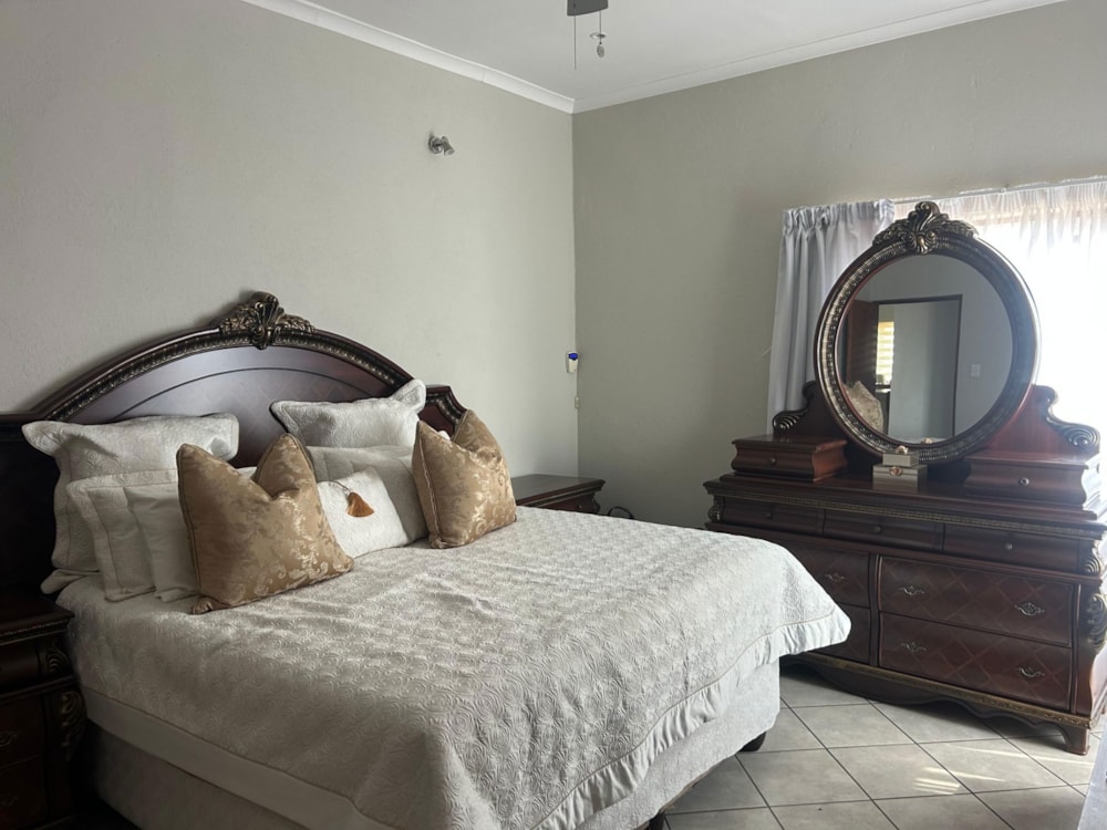 House for sale in White River - 1WR1714637