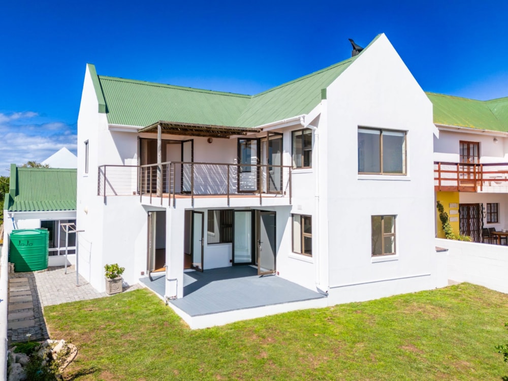 House for sale in Country Club - LA1714191